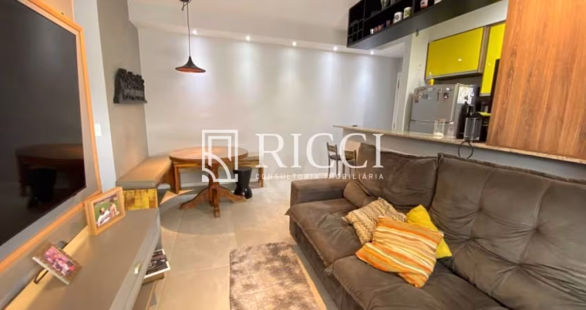 Apartamento à venda na Pompéia, Santos-SP: 2 quartos, 1 suíte, 2 salas, 2 banheiros, 1 vaga e 64m². Agende já sua visita!