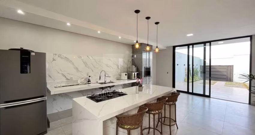 Casa para Venda em Uberlândia, Loteamento Portal do Vale II, 2 dormitórios, 2 suítes, 1 banheiro, 4 vagas