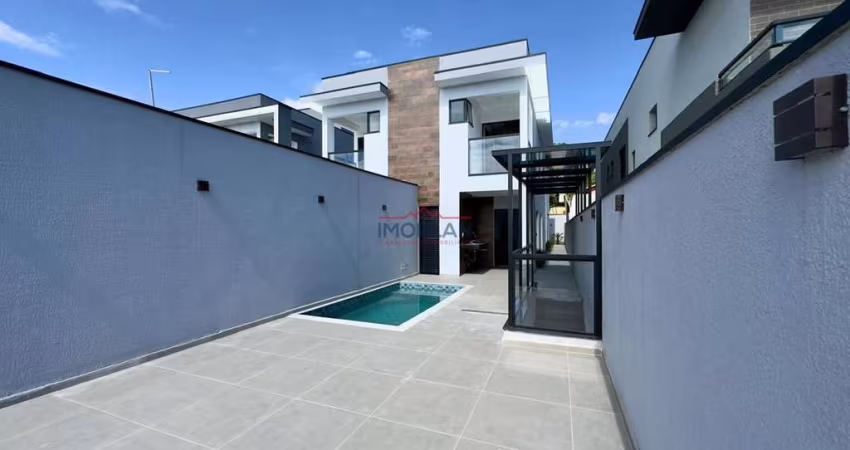 Casa à venda com 180 m² e piscina no Jardim do Lago em Atibaia
