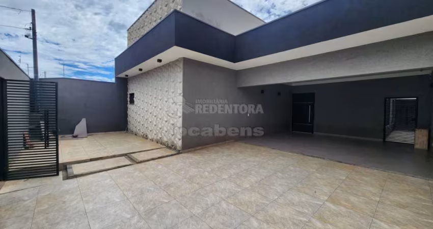 Casa para locação com 4 dormitórios e 2 vagas de garagem localizada no Parque das flores II.