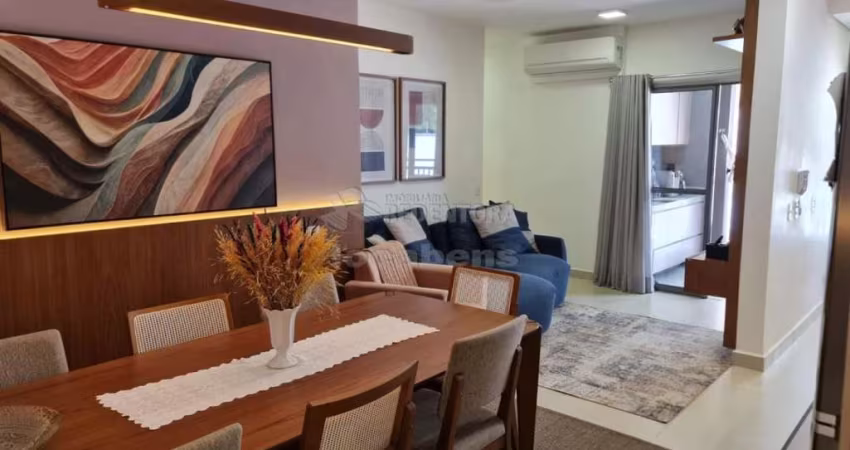 Apartamento no Bom Jardim 3 dormitórios, 02 vagas de garagem.