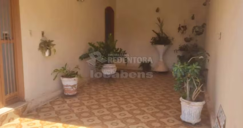 Santos Dumont Casa Residencial ou Comercial, 3 dormitórios, 03 vagas de garagem.