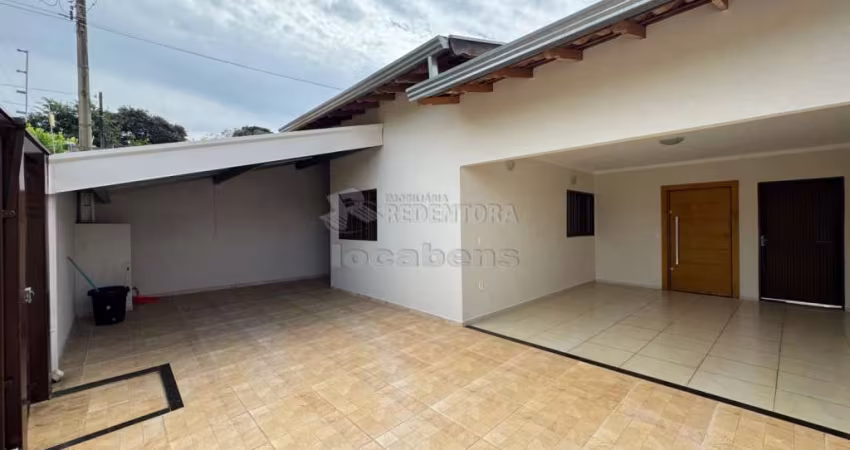 Lindam casa para locação no Residencial Lauriano Tebar