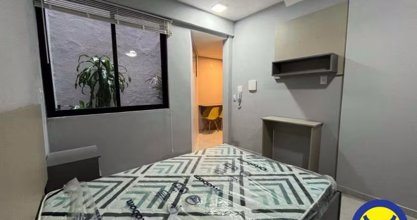 Studio mobiliado no Centro