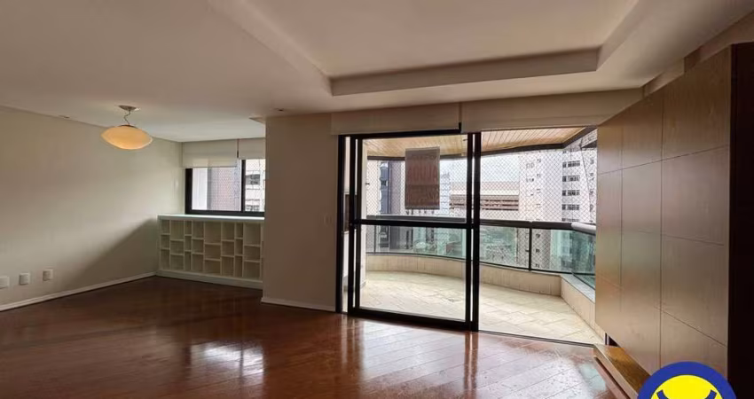 Apartamento com 02 dormitórios no Centro