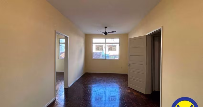 Apartamento com 03 dormitórios no Centro