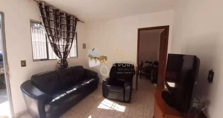Casa com piscina à venda em Carapicuíba com 5 Dormitórios