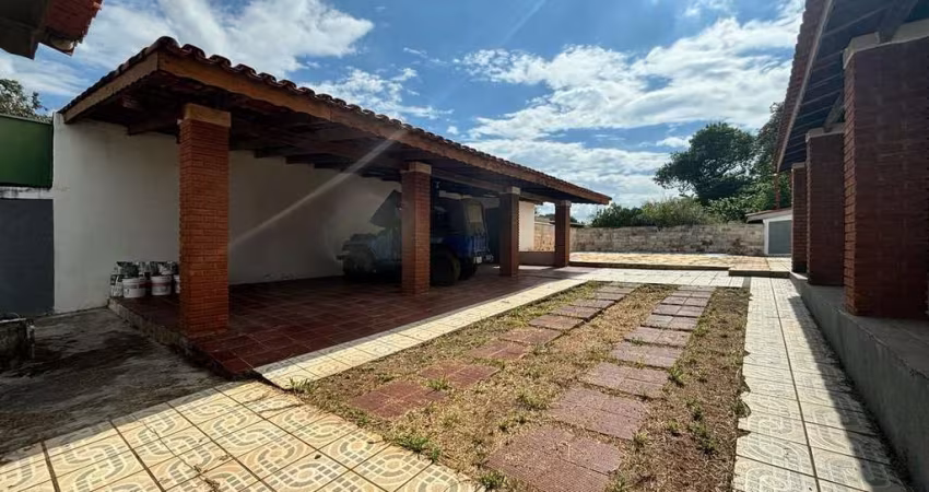Chácara para Venda em Jundiaí, RIO ACIMA, 3 dormitórios, 1 suíte, 3 banheiros, 5 vagas