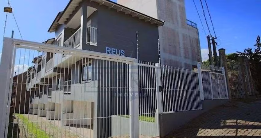 Casa em condomínio fechado com 2 quartos à venda na Rua Padre João Batista Reus, 2754, Camaquã, Porto Alegre
