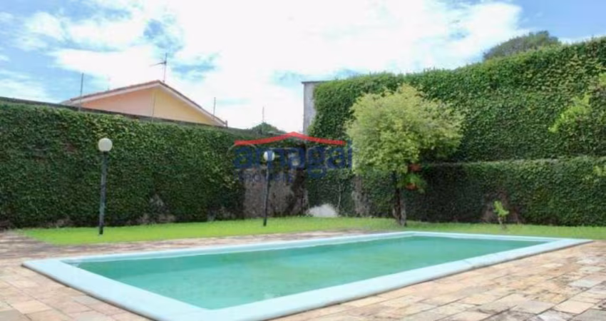 Casa com 5 quartos à venda no Centro, Jacareí 
