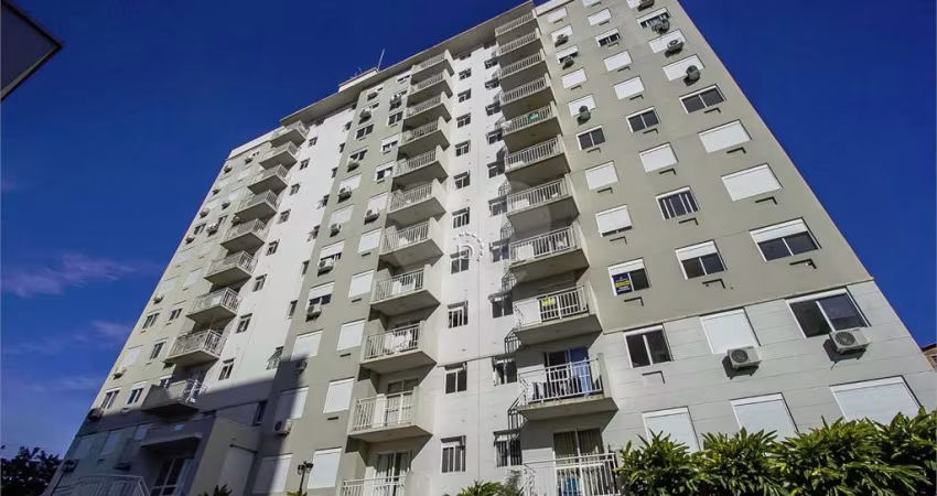 Apartamento com 3 quartos à venda em Hípica - RS
