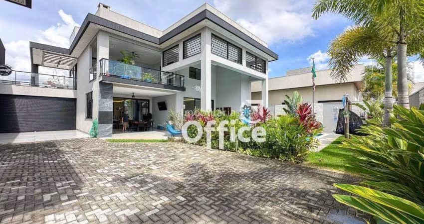 Sobrado de 2 terrenos à venda, 631 m² - Condomínio Residencial Grand Trianon - Anápolis/GO