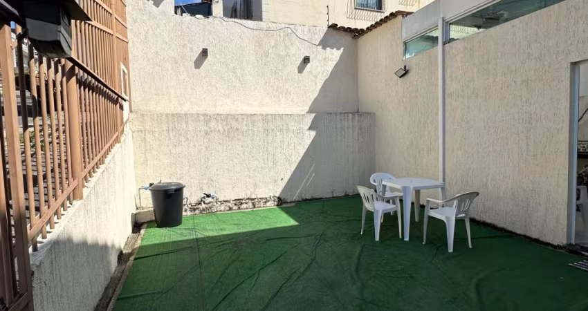 Oportunidade de casa em condomínio no bairro Santa Amélia;