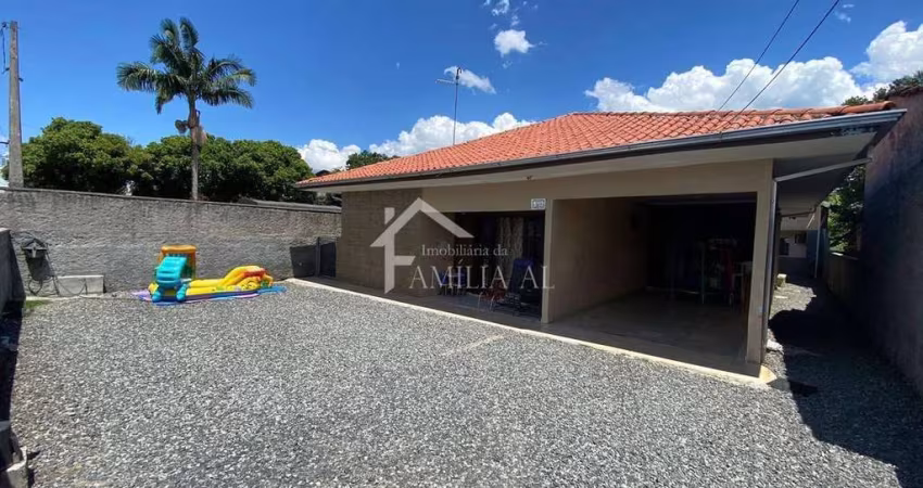 CASA DE LAJE NO MORRO DO MEIO