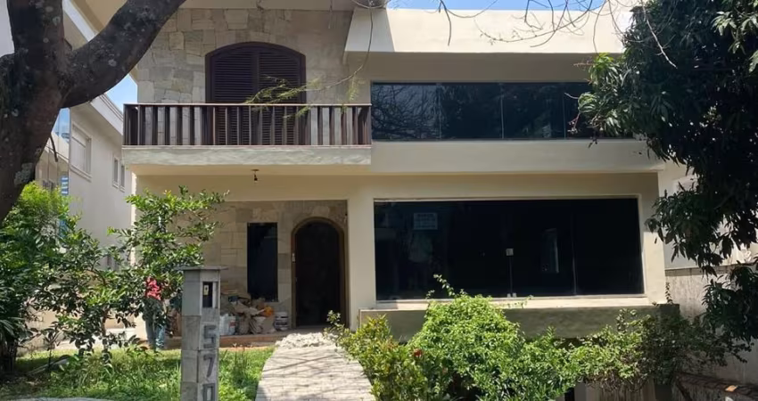 LINDA CASA DE CONDOMINIO NO ALPHAVILLE 3