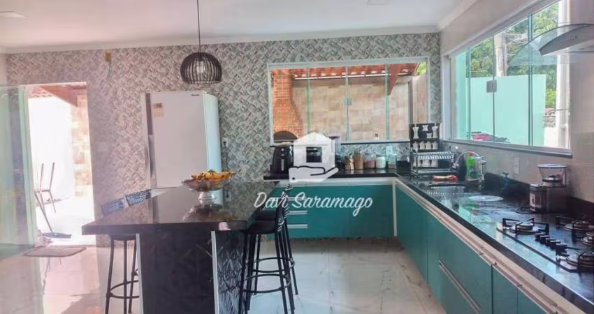 Casa com 4 quartos à venda em Itaipu - Niterói/RJ
