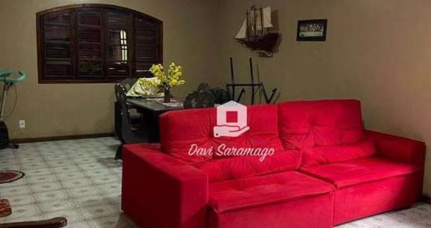 Casa com 3 Quartos à venda, 360 m²  - Rio do Ouro - São Gonçalo/RJ