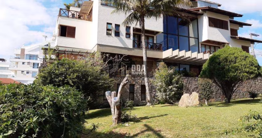 Prédio inteiro com 7 apartamentos e uma cobertura duplex