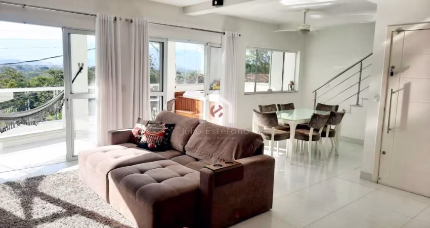 Casa com 3 quartos para alugar no Centro, Tremembé 