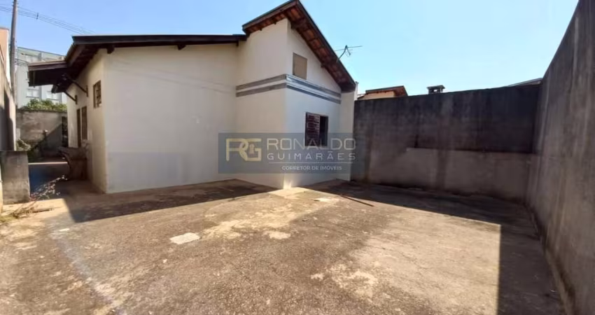 Casa para Venda em Araras, Conjunto Residencial Prefeito Warley Colombini, 2 dormitórios, 1 banheiro, 2 vagas