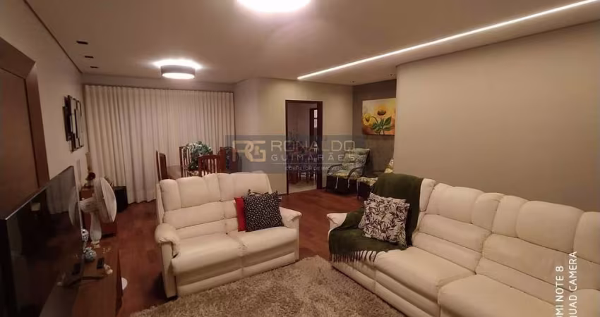 Casa para Venda em Araras, Jardim Geny Mercatelli, 3 dormitórios, 1 suíte, 3 banheiros, 2 vagas