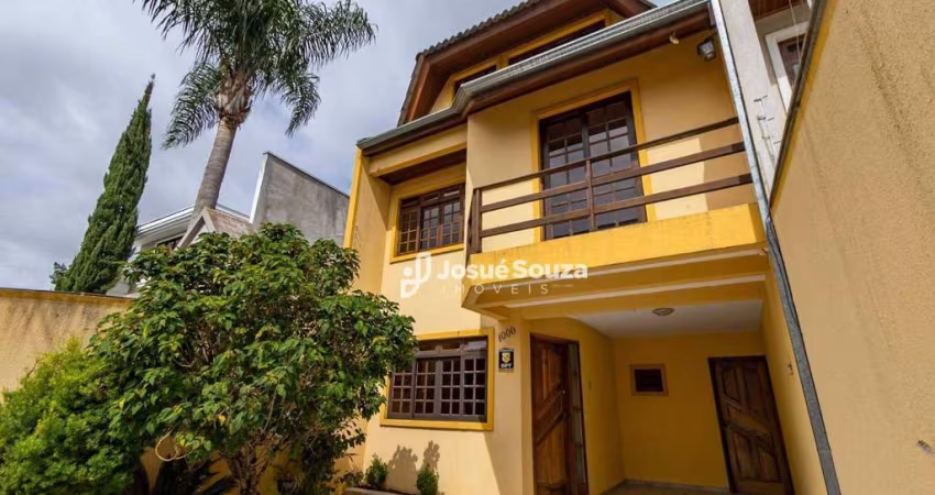 Sobrado com 4 dormitórios à venda, 165 m² por R$ 790.000,00 - Jardim das Américas - Curitiba/PR
