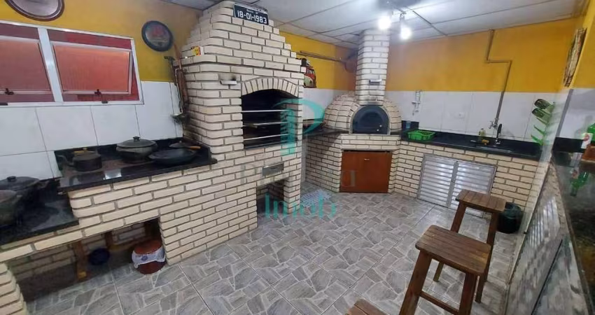 Sobrado à Venda em Osasco, Pestana