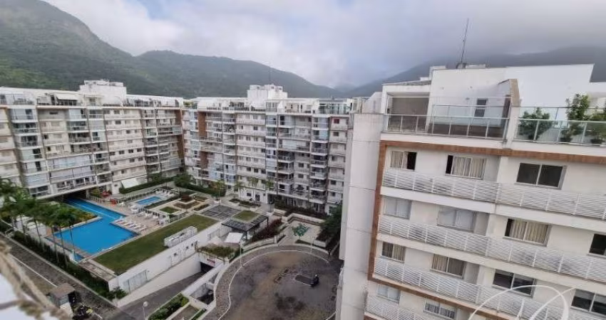 Vendo Recreio, excelente cobertura 3 quartos (2 suites), moveis planejados, terraço piscina area gourmet, lazer completo, academia companhia Atletica