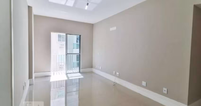 Apartamento à venda na Freguesia (Jacarepaguá), Rio de Janeiro-RJ: 2 quartos, 1 sala, 2 banheiros, 1 vaga, 69m². Aproveite!