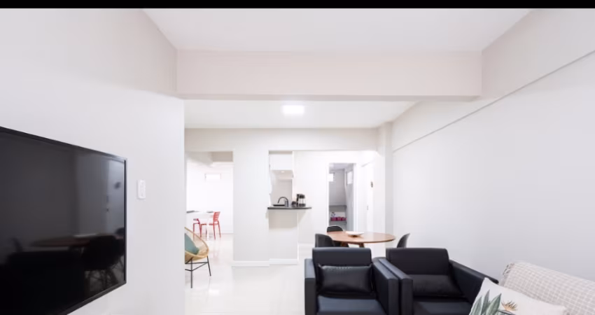 Apartamento muito próximo a praia, espaçoso e aconchegante no centro.