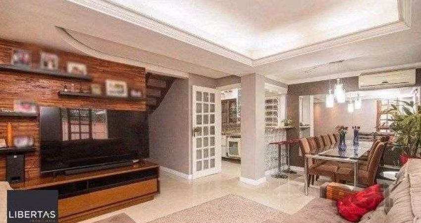 Casa no bairro Camaquã de 4 dormitórios e 2 vagas