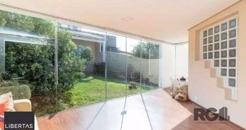 Casa 3 dormitórios à venda Santo Antônio Porto Alegre/RS