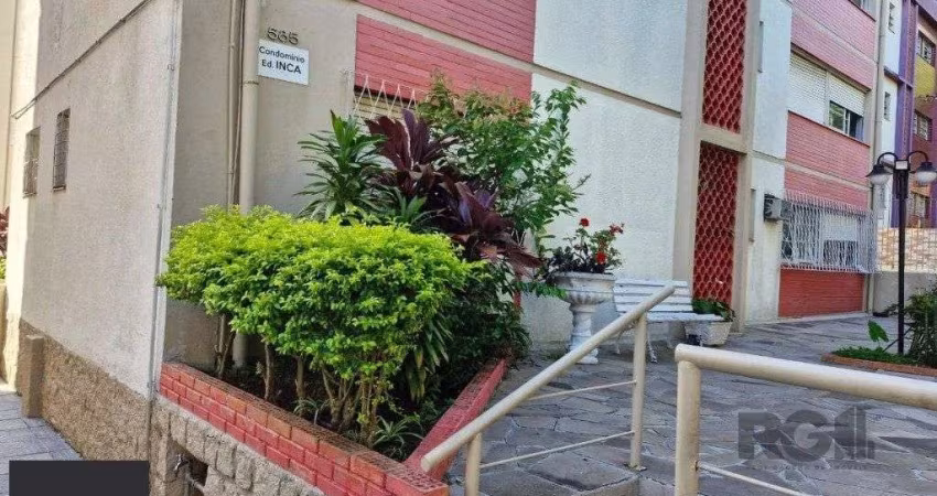 Apartamento 3 dormitórios para alugar Petrópolis Porto Alegre/RS