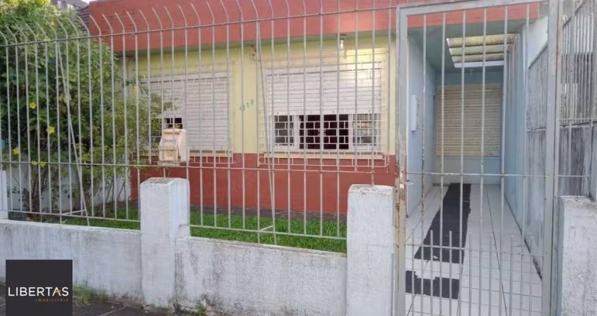 Casa 3 dormitórios à venda Vila João Pessoa Porto Alegre/RS