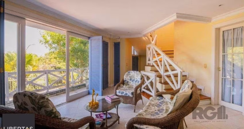 Casa - 4 suítes - 3 vagas - 350 m² - BAIRRO CHÁCARA DAS PEDRAS