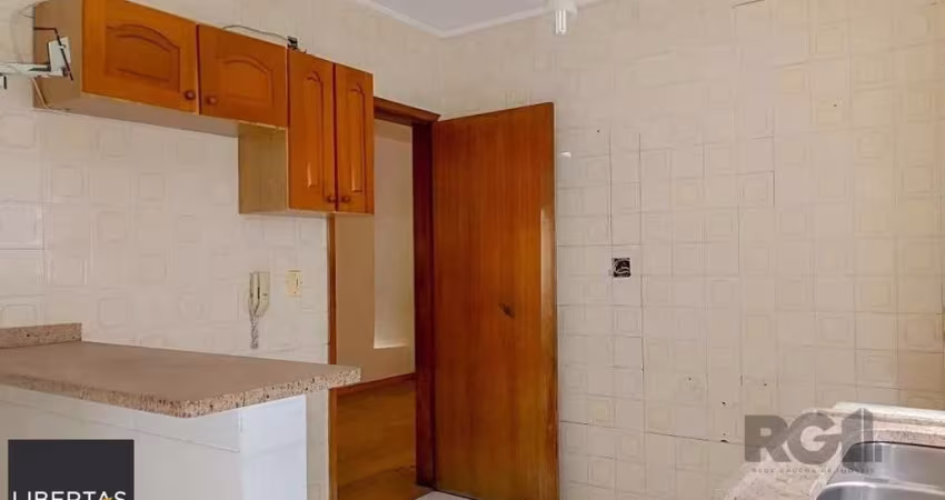 Apartamento amplo com dois dormitórios no bairro Rio Branco  em Porto Alegre.