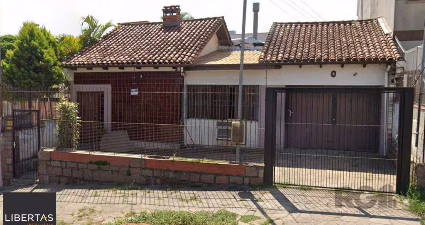 Casa 3 dormitórios à venda Partenon Porto Alegre/RS