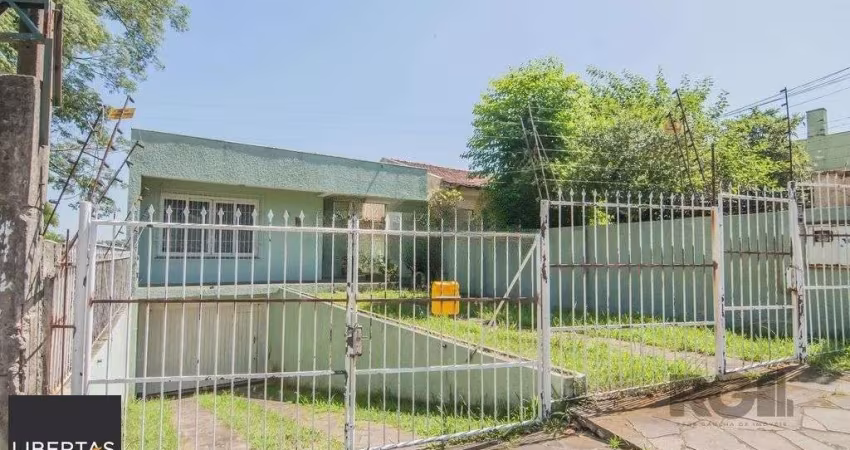 Casa 3 dorms à venda Rua Intendente Alfredo Azevedo, Glória - Porto Alegre