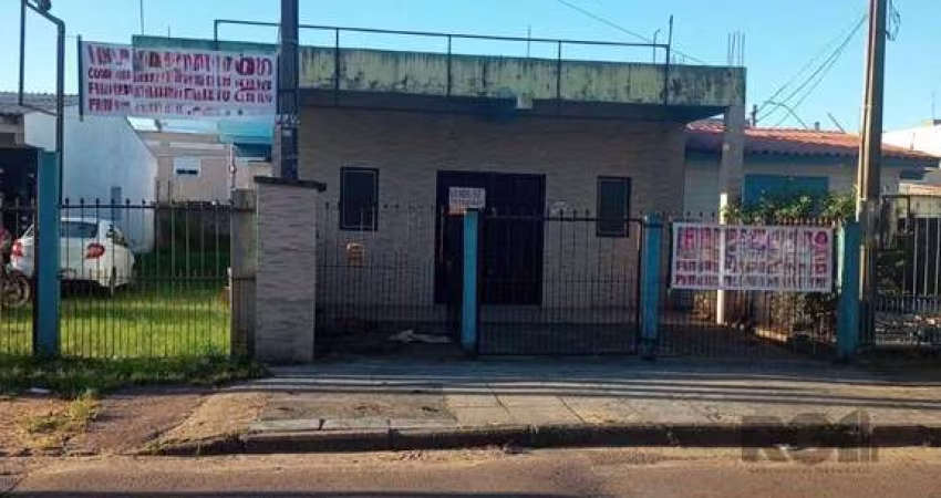 Casa com espaço para loja, e estacionamento,  Restinga, Porto Alegre- RS