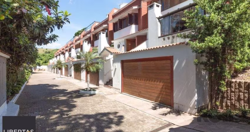 Casa Condominio para Venda - 307m², 5 dormitórios, sendo 1 suites, 4 vagas - Cri