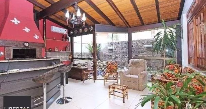 Excelente casa de 189m² com 3 dormitórios.