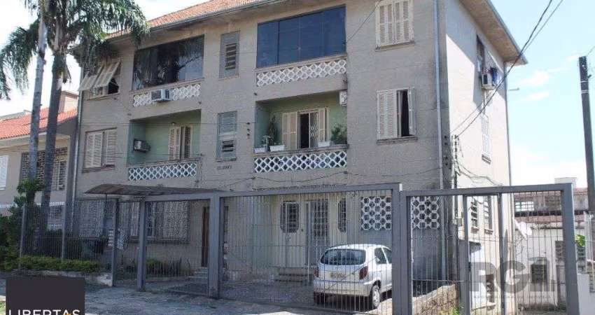 Apartamento de 2 dormitórios com 2 vagas no bairro Jardim São Pedro
