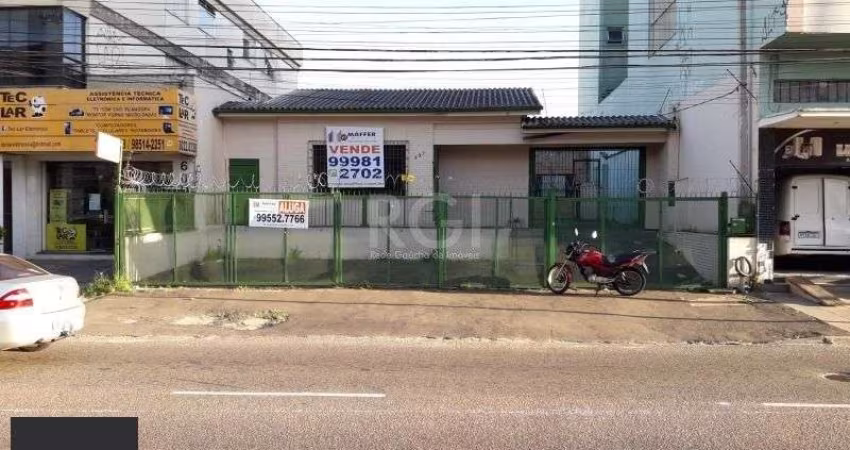 Casa para Venda - 220m², 3 dormitórios, 2 vagas - Passo da Areia
