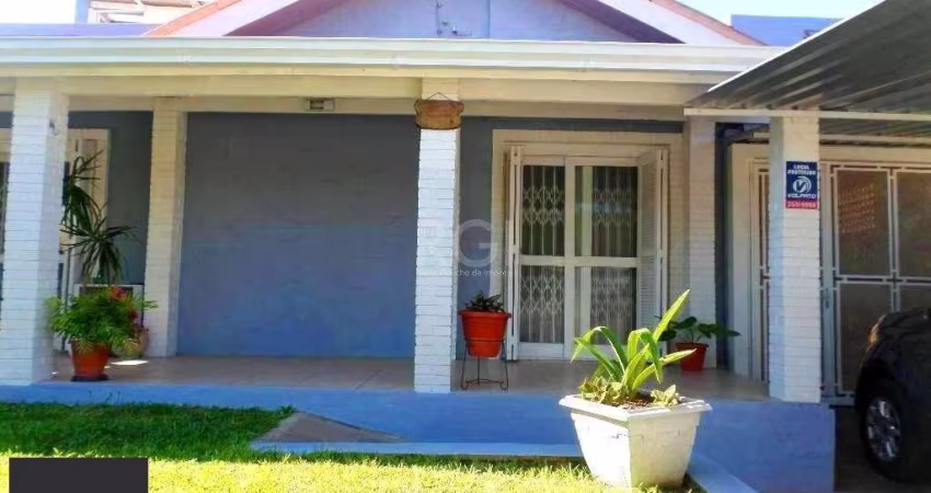 Casa para Venda - 289m², 4 dormitórios, sendo 1 suites, 4 vagas - Cavalhada