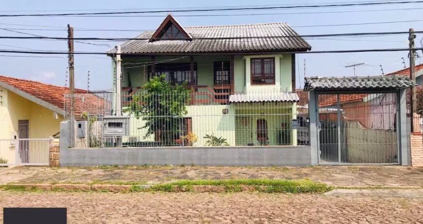 Casa para Venda - 279m², 6 dormitórios, sendo 2 suites, 3 vagas - Cavalhada, Por