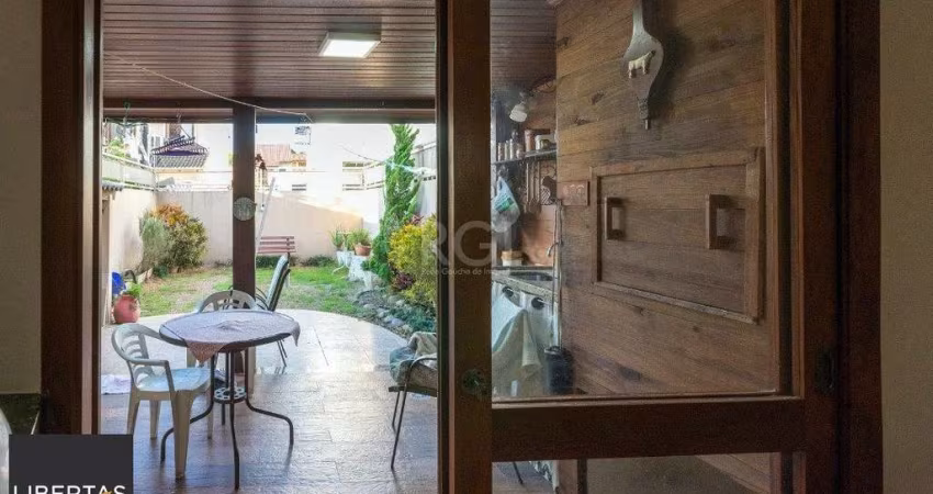 Casa para Venda - 125m², 3 dormitórios, sendo 1 suites, 2 vagas - Aberta dos Mor