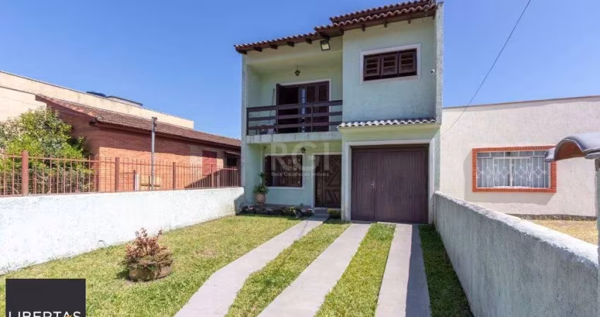 Sobrado para Venda - 356.93m², 4 dormitórios, sendo 2 suites, 4 vagas - Tristeza