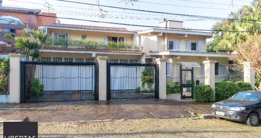 Casa para Venda - 420m², 5 dormitórios, sendo 2 suites, 6 vagas - Nonoai