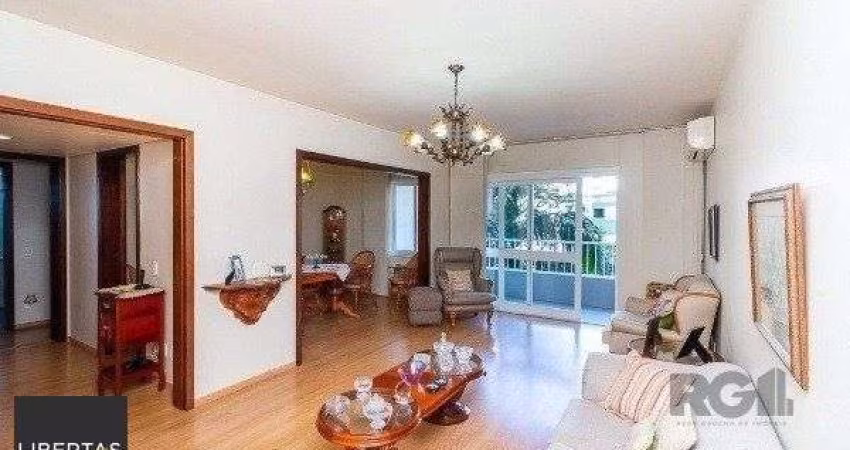 Vende-se amplo apartamento 3 quartos c/ suíte, 2 vagas, living com sacada e vist