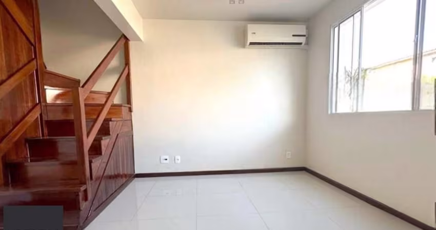 Casa em condominio , 2 dorm, 1 vaga, bairro Sarandi, condomínio Acapulco.